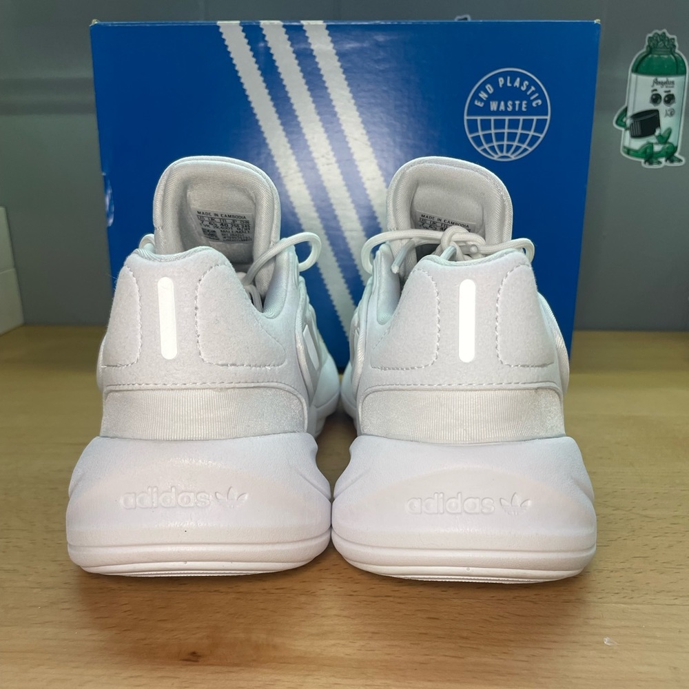 Adidas Ozelia - Picture 4 of 8